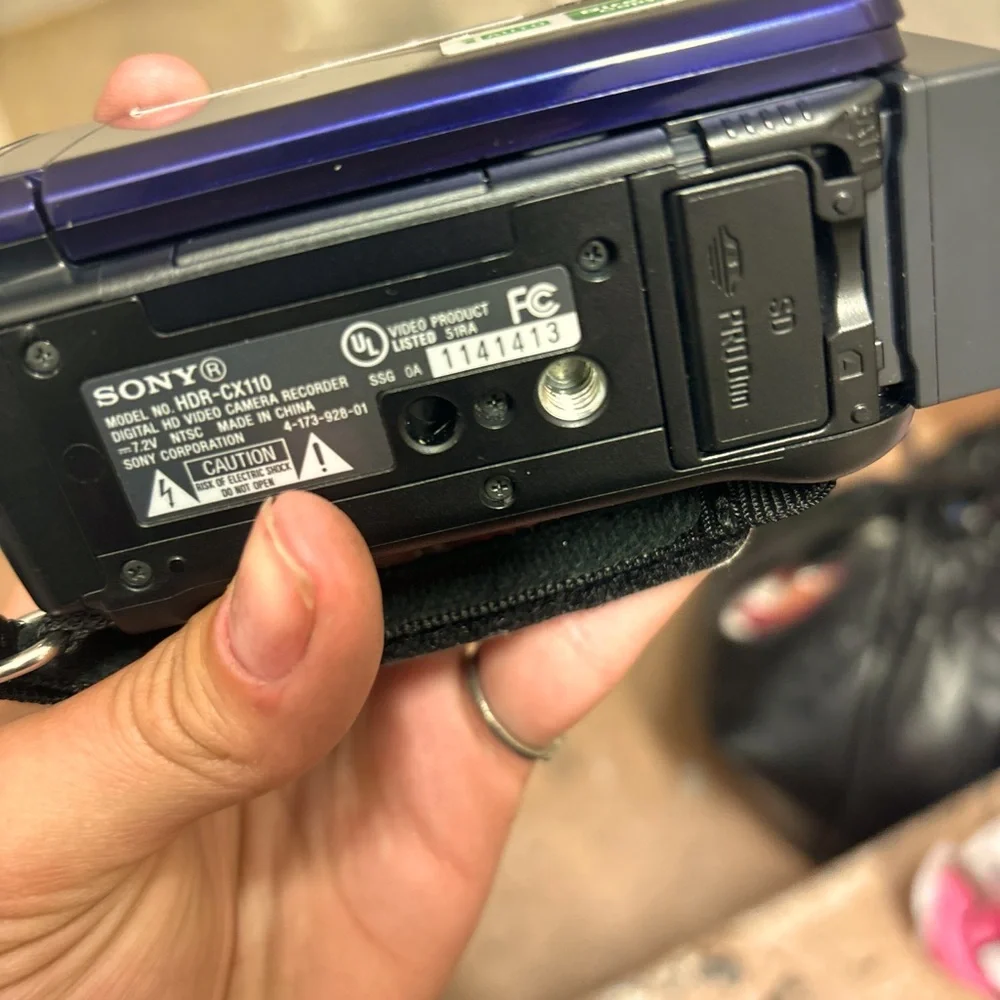 **SONY HANDYCAM** - Picture 1 of 2
